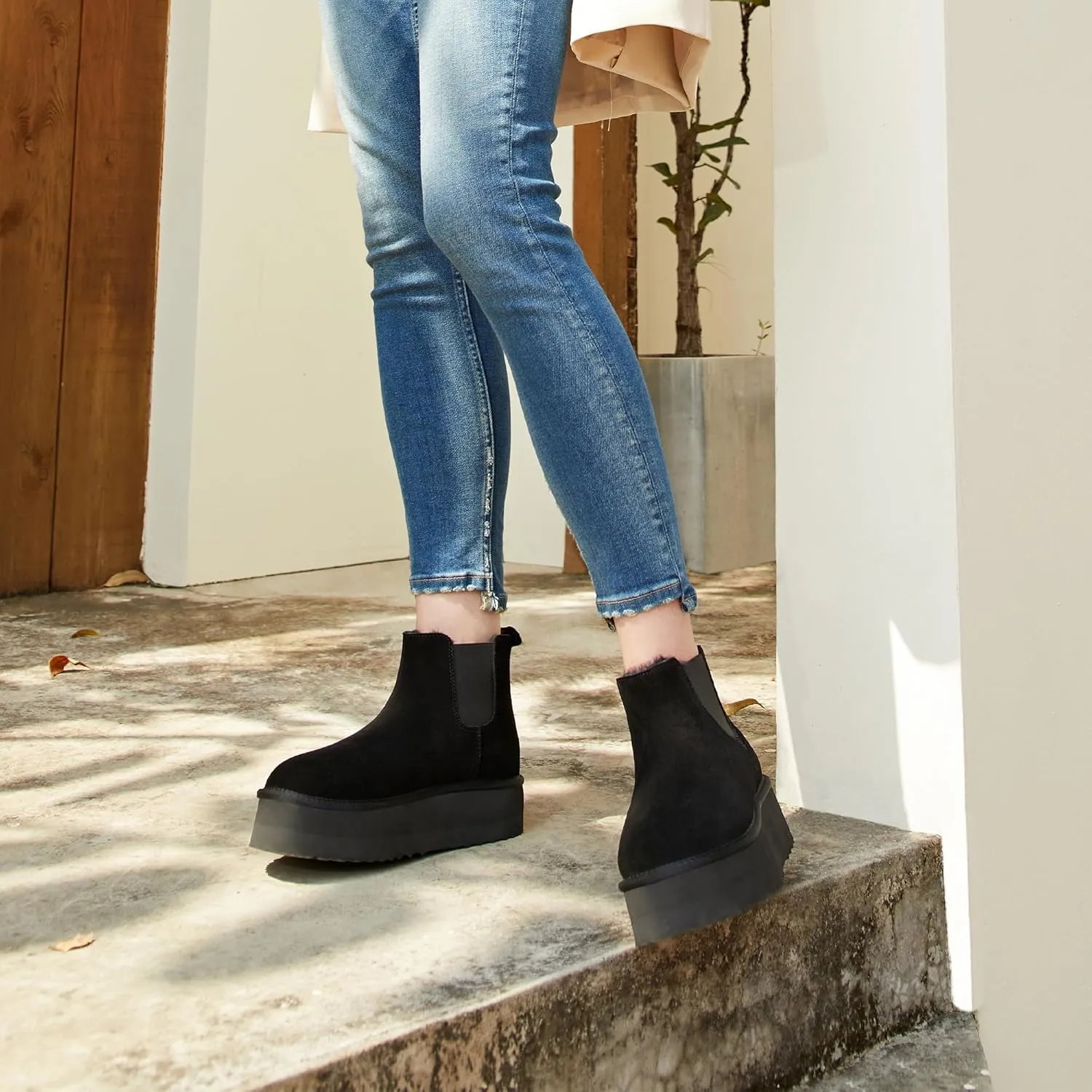 Athlefit Women's Classic Platform Chelsea Boots Winter Warm Fur Lined Anti-Slip Short Ankle Snow Boots