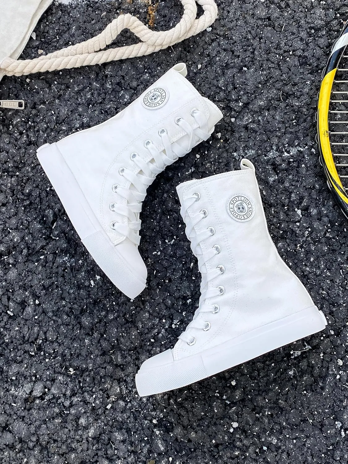 Boys and Girls High Top Children's Canvas Shoes Fashion Street Dance White Campus Shoes Outdoor Leisure Sneakers Shoes