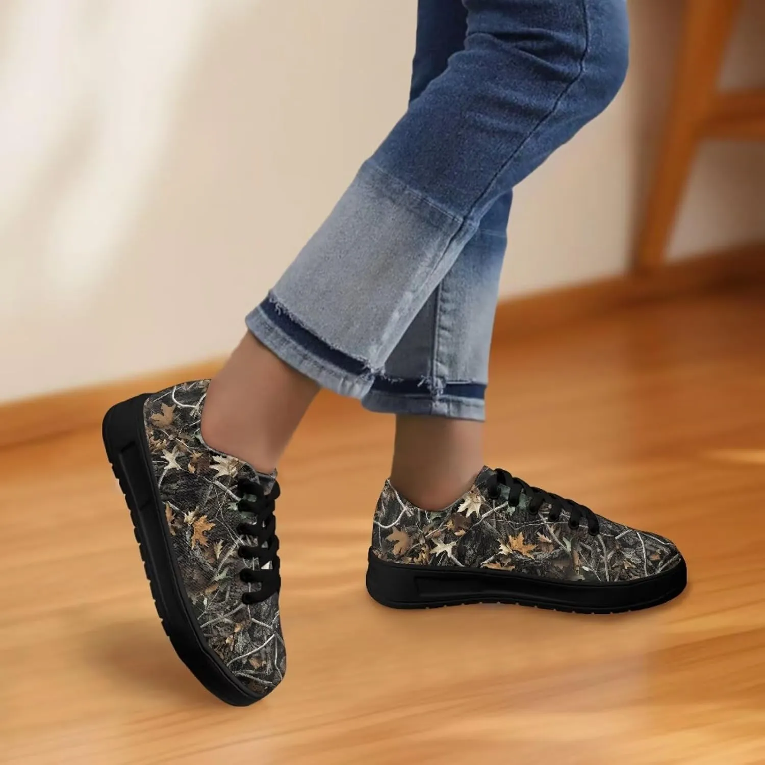 Canvas Shoes for Women Classic Fashion Sneakers Lace Up Low Top Casual Lightweight Breathable Sneakers Wide Toe Shoes