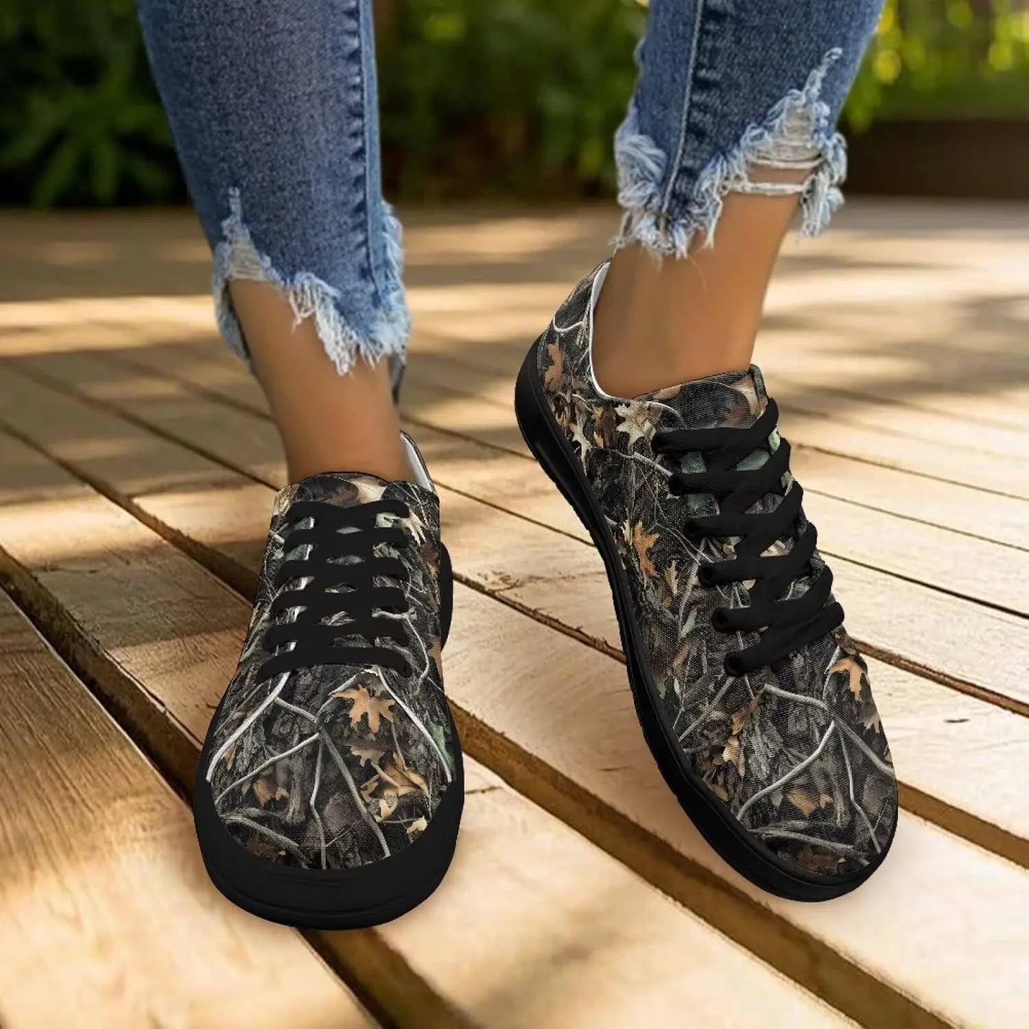 Canvas Shoes for Women Classic Fashion Sneakers Lace Up Low Top Casual Lightweight Breathable Sneakers Wide Toe Shoes