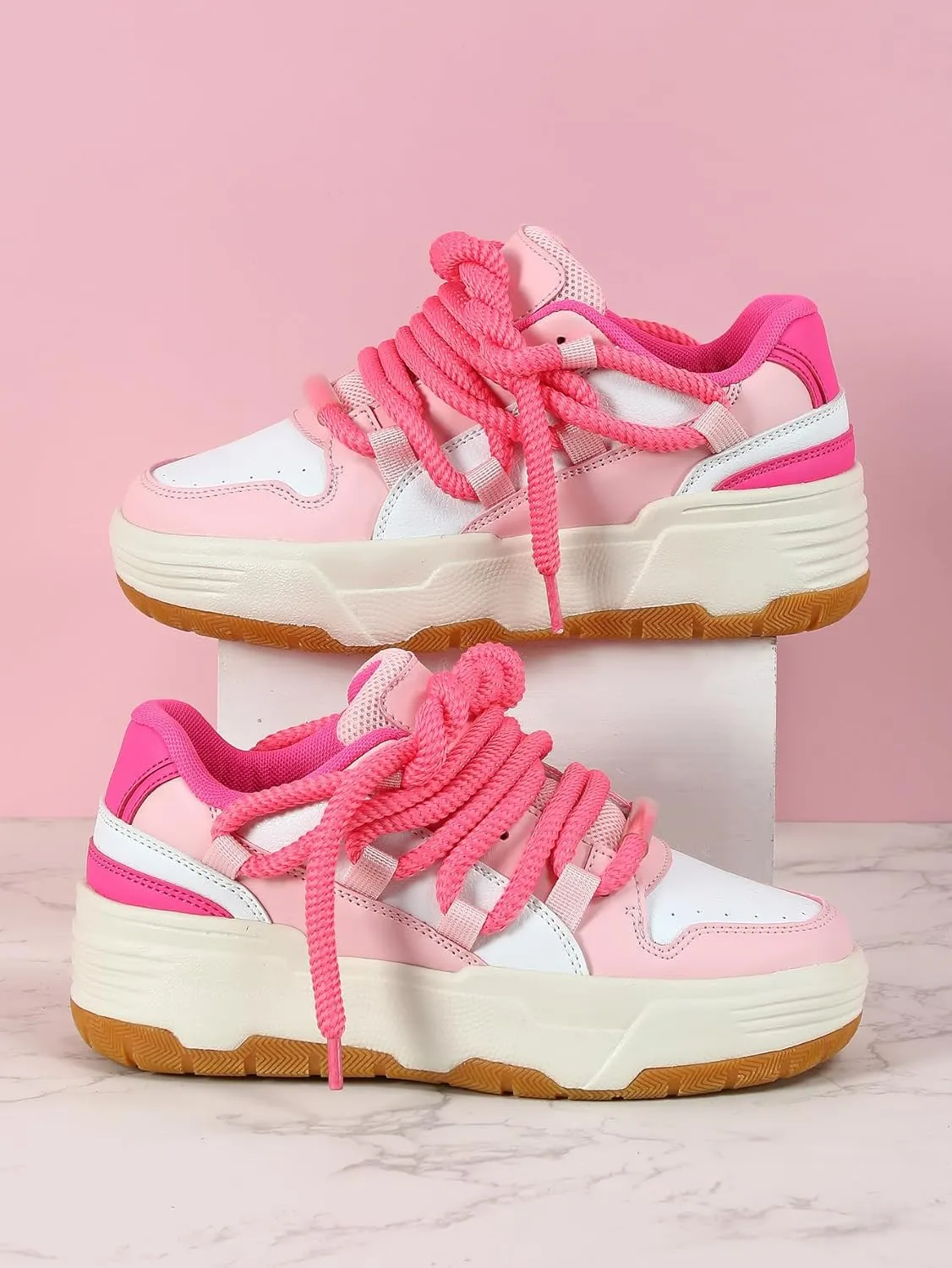 Couples Fashion Low Top Lace-Up Comfortable Stylish Casual Walking Skateboard Shoes, Street Sneakers for Men and Women