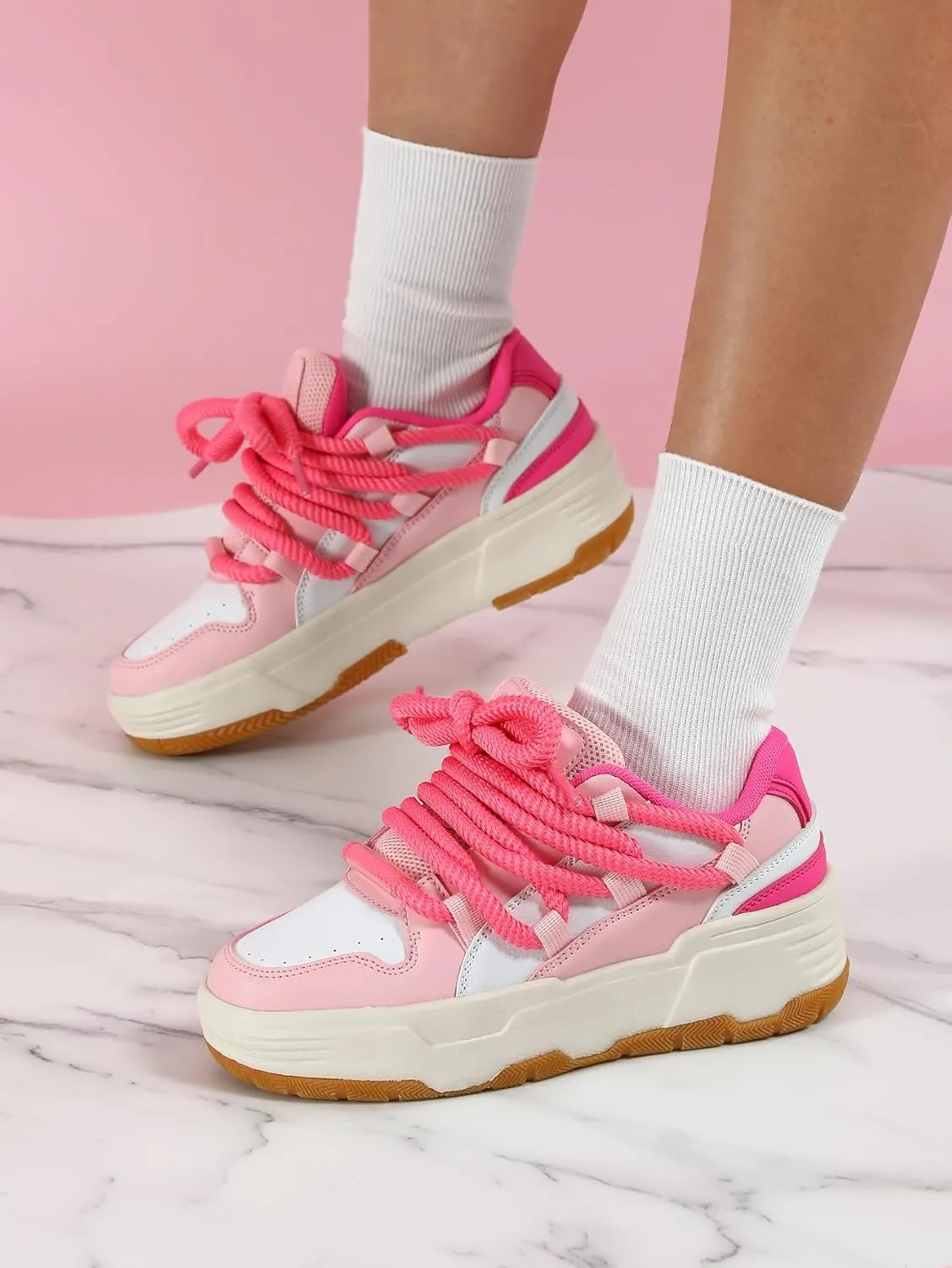 Couples Fashion Low Top Lace-Up Comfortable Stylish Casual Walking Skateboard Shoes, Street Sneakers for Men and Women