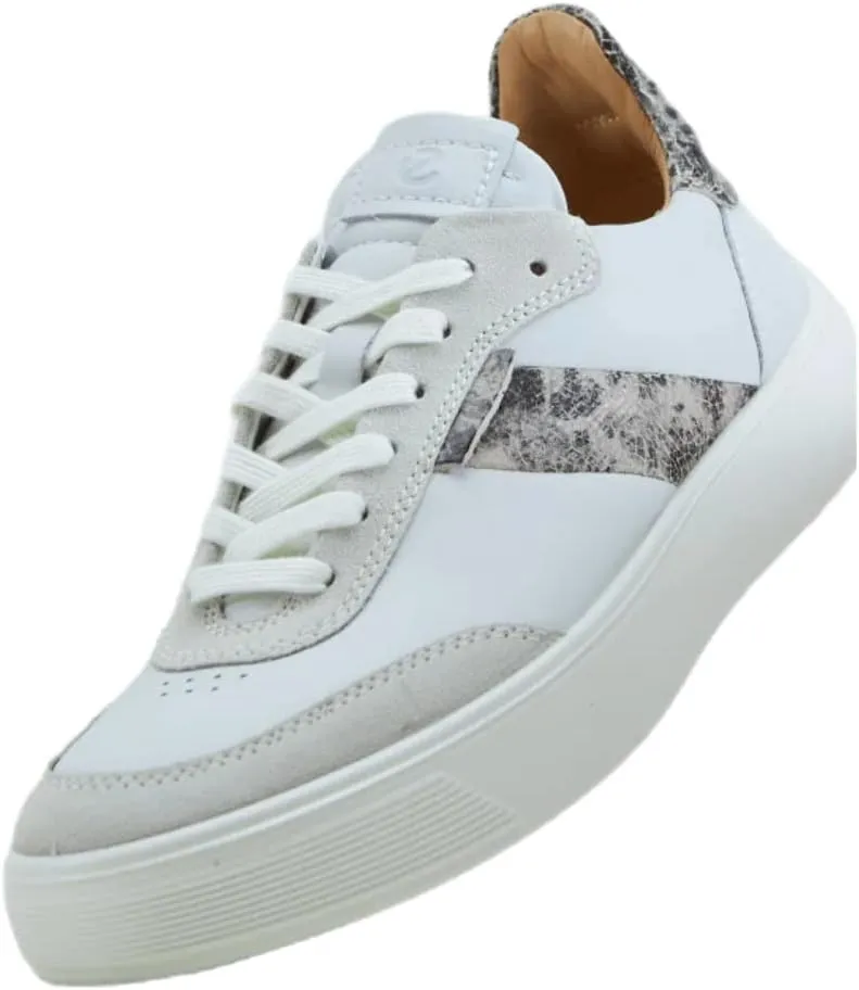 ECCO Women's Tray Street Sneaker