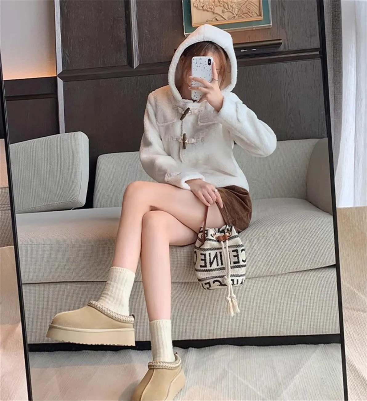 Fashion Platform Slippers for kids Fur Fleece Lined Short Ankle Boot boy girl Comfortable Warm Outdoor Indoor Home Non slip fuzzy big Little Kid Mini Boots