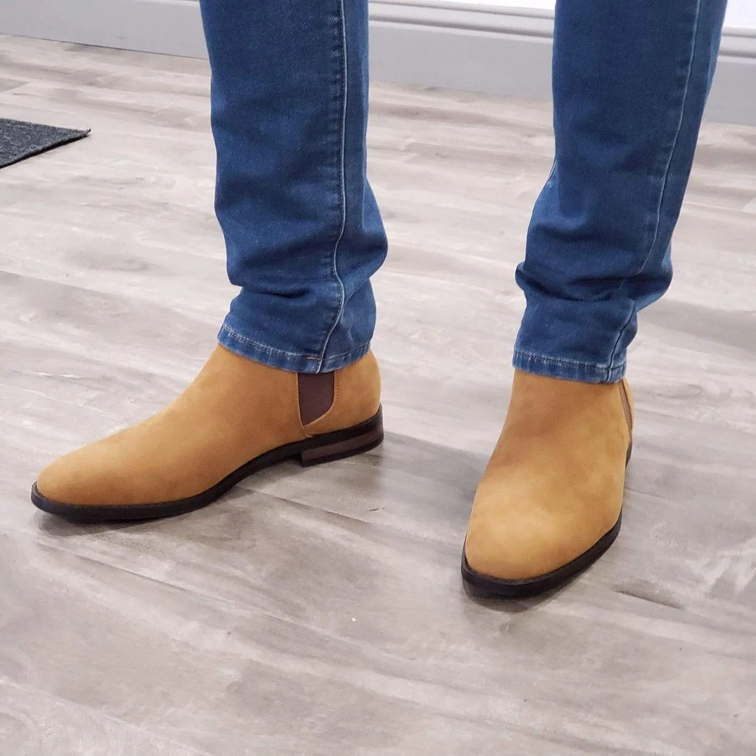 Jazamé Men's B-2963 Chuck Nubuck Suede Pull-On Round Toe Chelsea Boots
