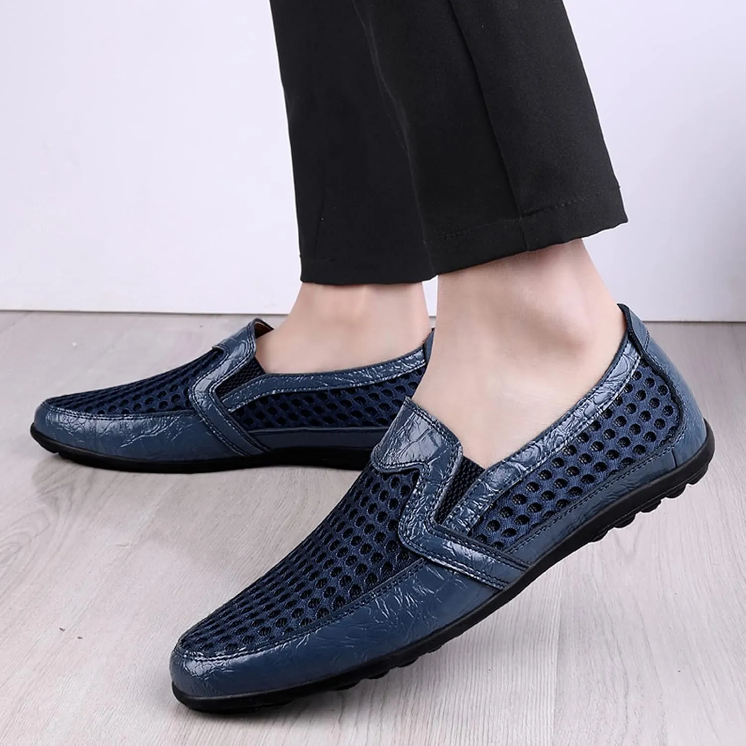 Men's Breathable Mesh Loafers Casual Slip-on Outdoor Walking Hiking Shoes