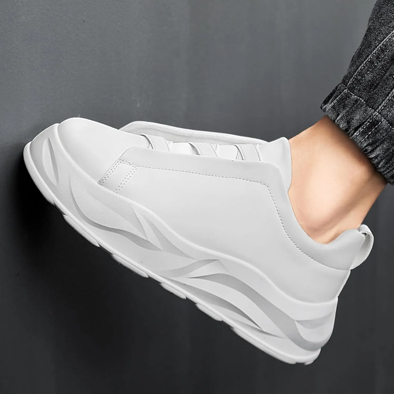 Men's Chunky Platform Slip On Leather Sneakers Classic Non-Slip Fashion Sneakers Casual Comfortable Walking Dad Shoes