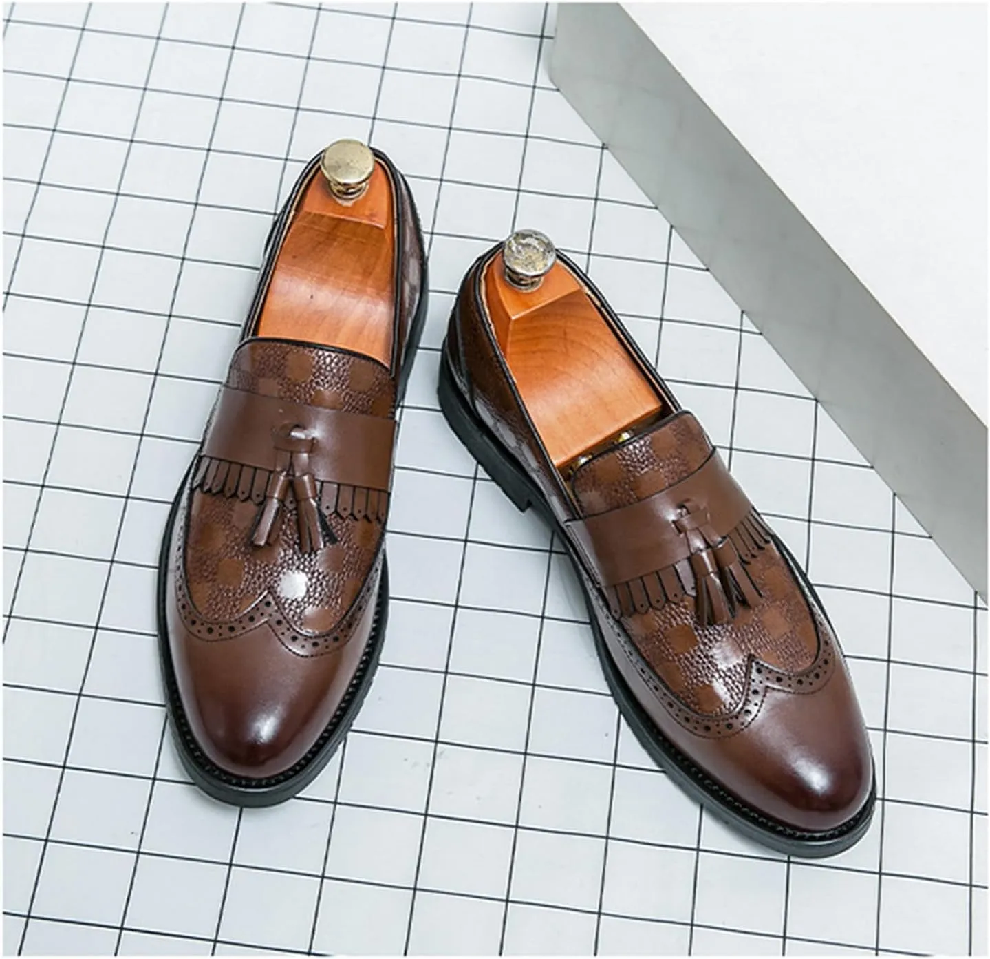 Men's Leather Wingtip Fringe Business Dress Loafers Oxford Shoes Tassel Pointed Toe Comfort Slip-On Derby Shoes for Wedding Party Office