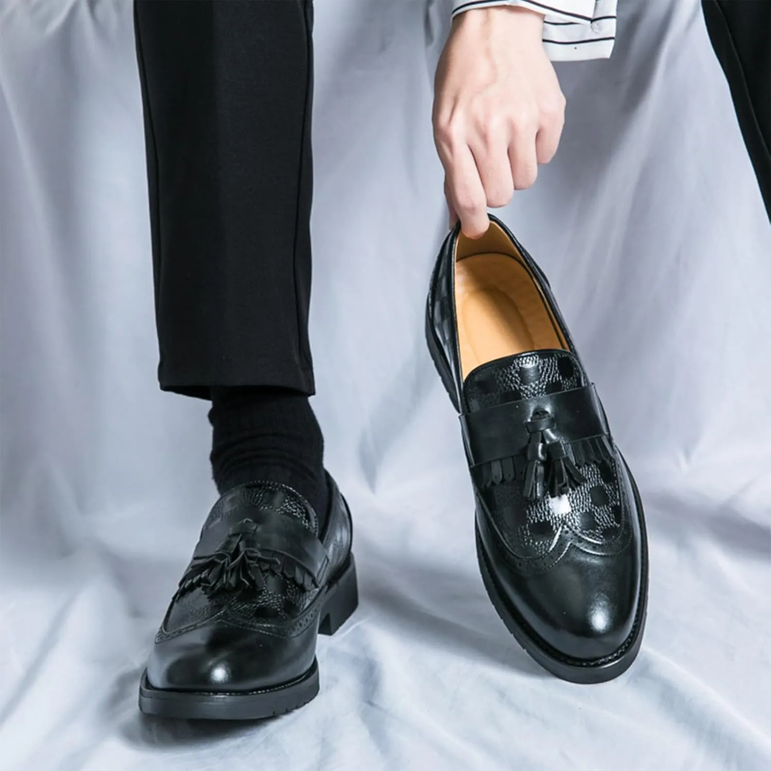 Men's Leather Wingtip Fringe Business Dress Loafers Oxford Shoes Tassel Pointed Toe Comfort Slip-On Derby Shoes for Wedding Party Office