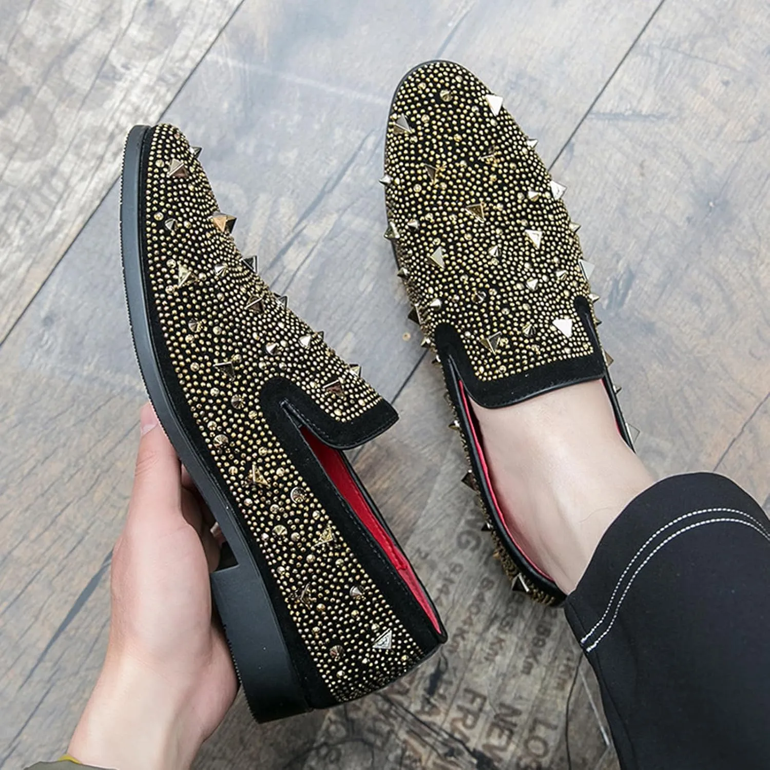 Men's Rhinestone Studded Flat Smoking Loafers Luxury Shiny Glitter Slip On Tuxedo Rivets Dress Shoes for Prom Party Wedding Formal Shoes