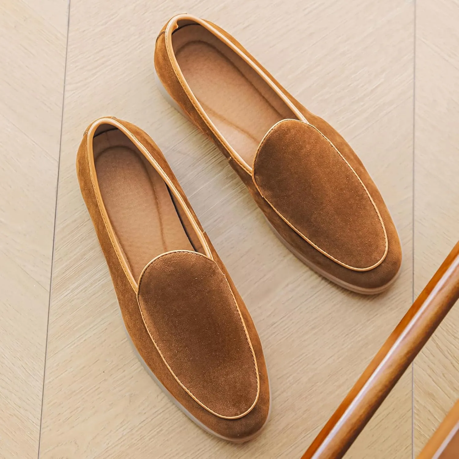 Men's Suede Leather Slip On Penny Loafers Fashion Casual Smoking Driving Moccasins Dress Shoes British Retro Tuxedo Formal Shoes for Prom Wedding Business