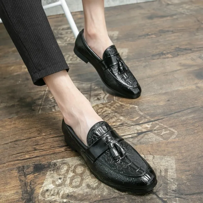 Men's Vegan Leather Loafers - Burnished Crocodile Print Tassel Detail Flexible & Anti-Slip Slip-Ons for Comfortable Party and Fashion Wear