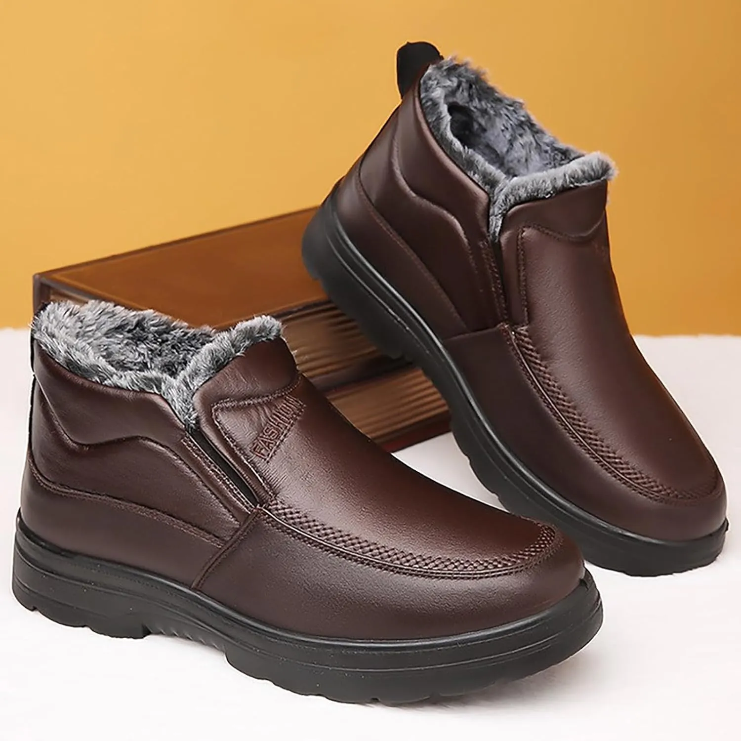 Men's Waterproof Thickened Warm Fur Lined Winter Boots,Outdoor Anti-Slip Middle-Aged and Elderly Comfortable Slip-on Snow Booties High Top Thick Sole Cotton Shoes