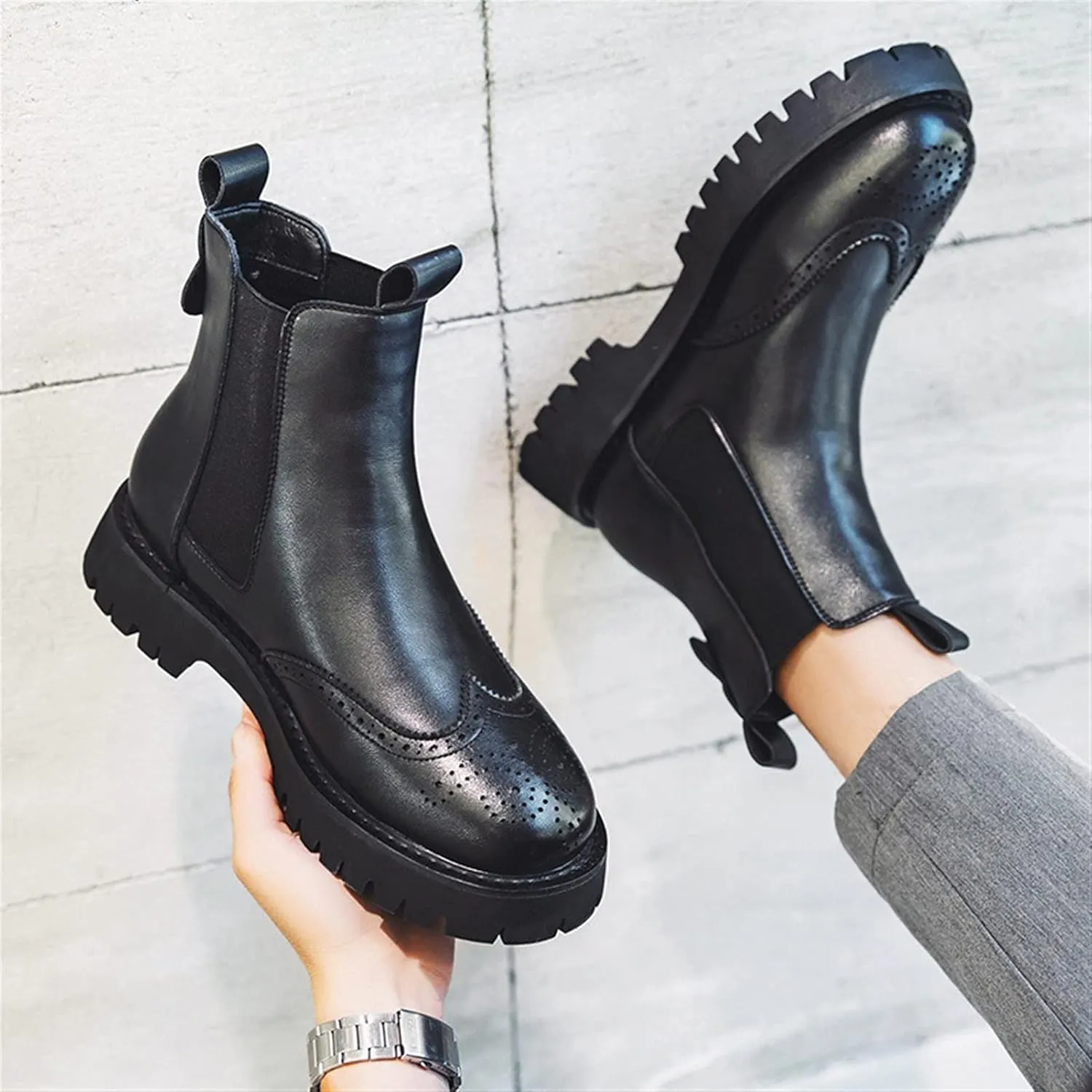 New Men Chelsea Boots Elastic Bandage Carved Brogue Win Tip Lrregular Bottom Vegan Leather Slip On Non Slip Wearable Waterproof Anti-slip Work Fashion