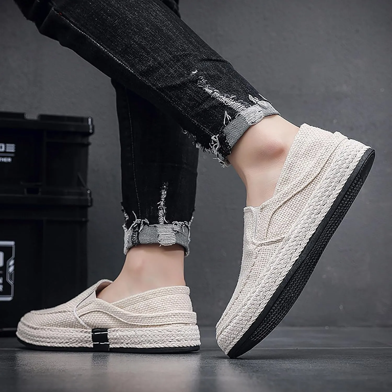 Slip on Loafers Men Comfort Memory Foam Breathable Mesh Fashion Low Top Sneakers Non Slip Travel Jogging Athletic Running Shoes