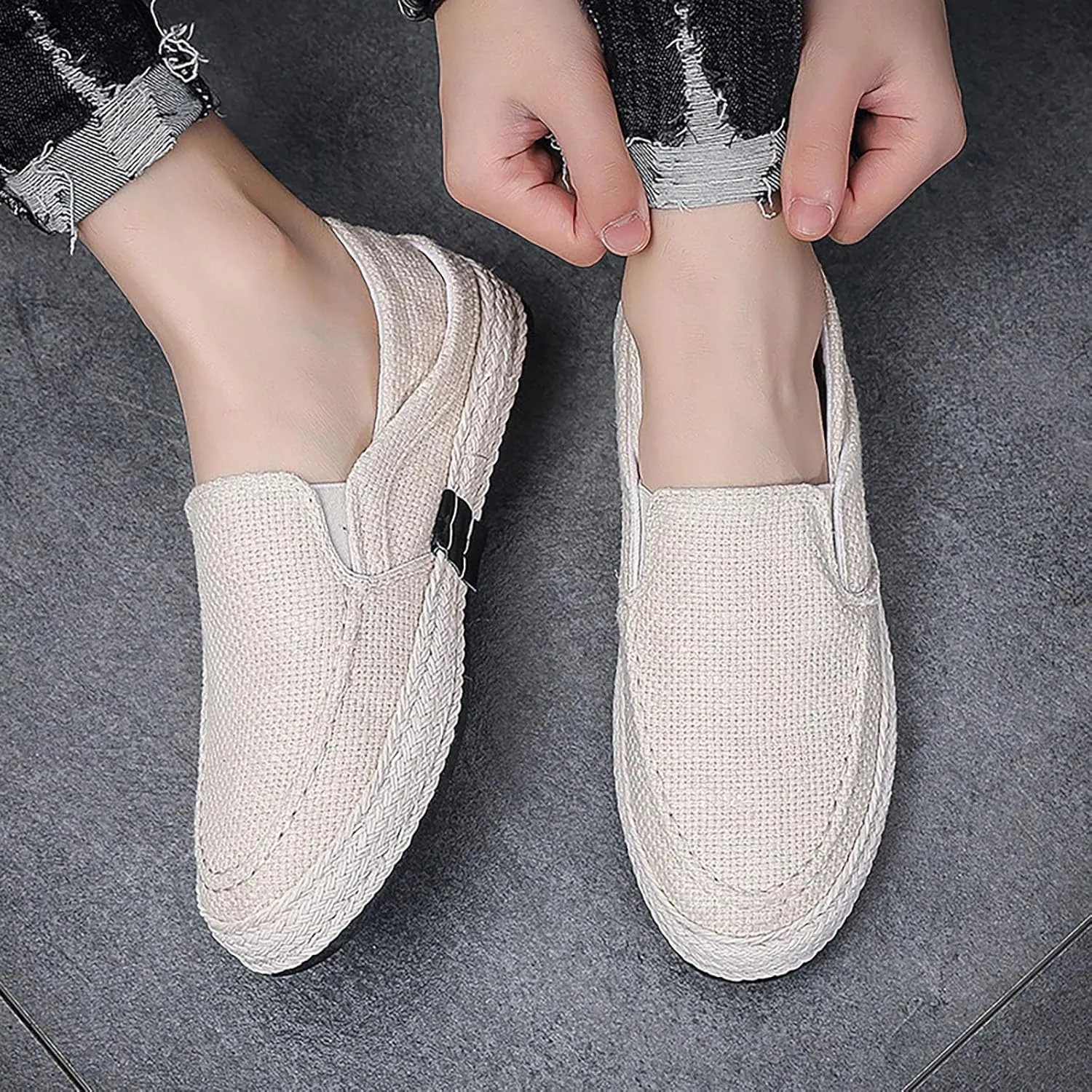 Slip on Loafers Men Comfort Memory Foam Breathable Mesh Fashion Low Top Sneakers Non Slip Travel Jogging Athletic Running Shoes