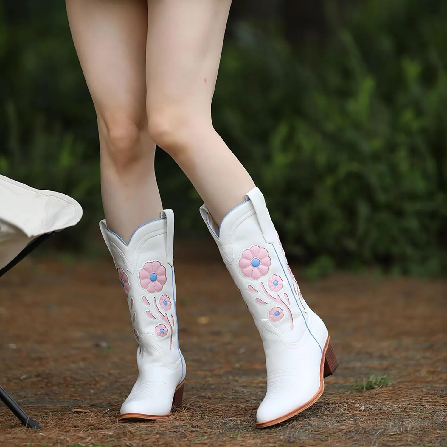 Womens Floral Cowboy Boots,Cute Mid Calf Flower Cowgirl Western Country Boot Pointed Toe Chunky Heel Shoes for Women.