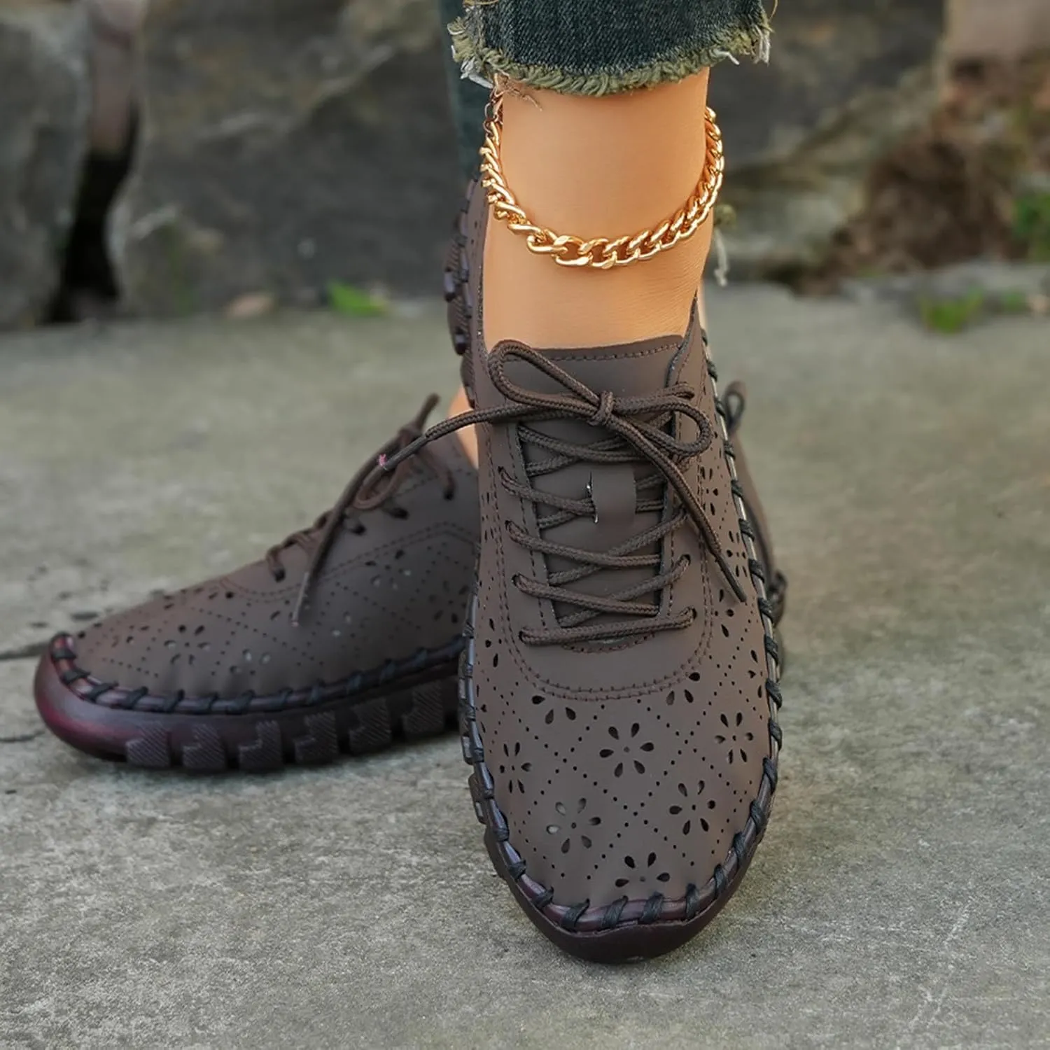 Women's Hollow Carved Soft Beef Tendon Sole Flat Shoes Fashion Leather Handmade Round Toe Lace Up Casual Loafers Comfort Breathable Orthopedic Walking Shoes