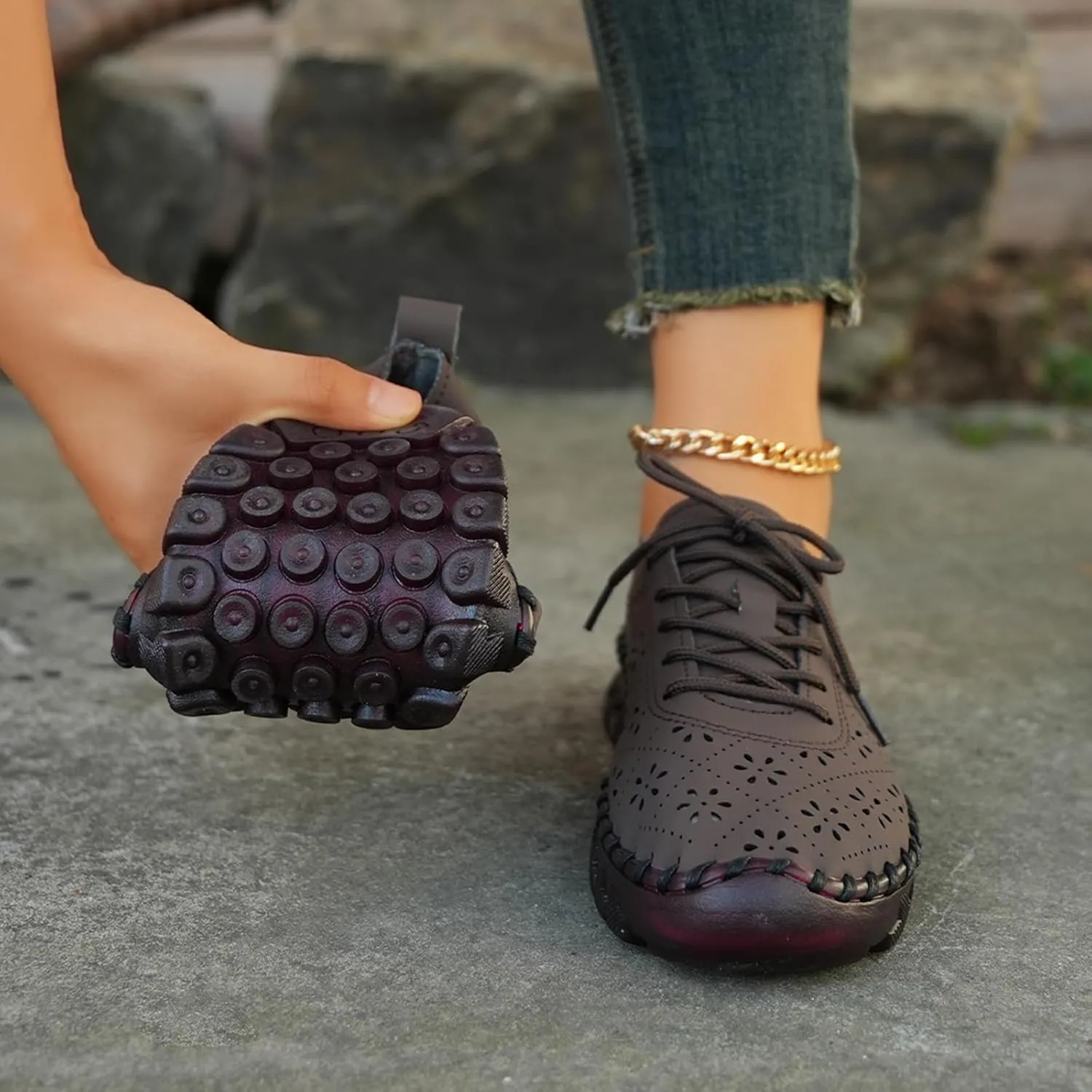 Women's Hollow Carved Soft Beef Tendon Sole Flat Shoes Fashion Leather Handmade Round Toe Lace Up Casual Loafers Comfort Breathable Orthopedic Walking Shoes