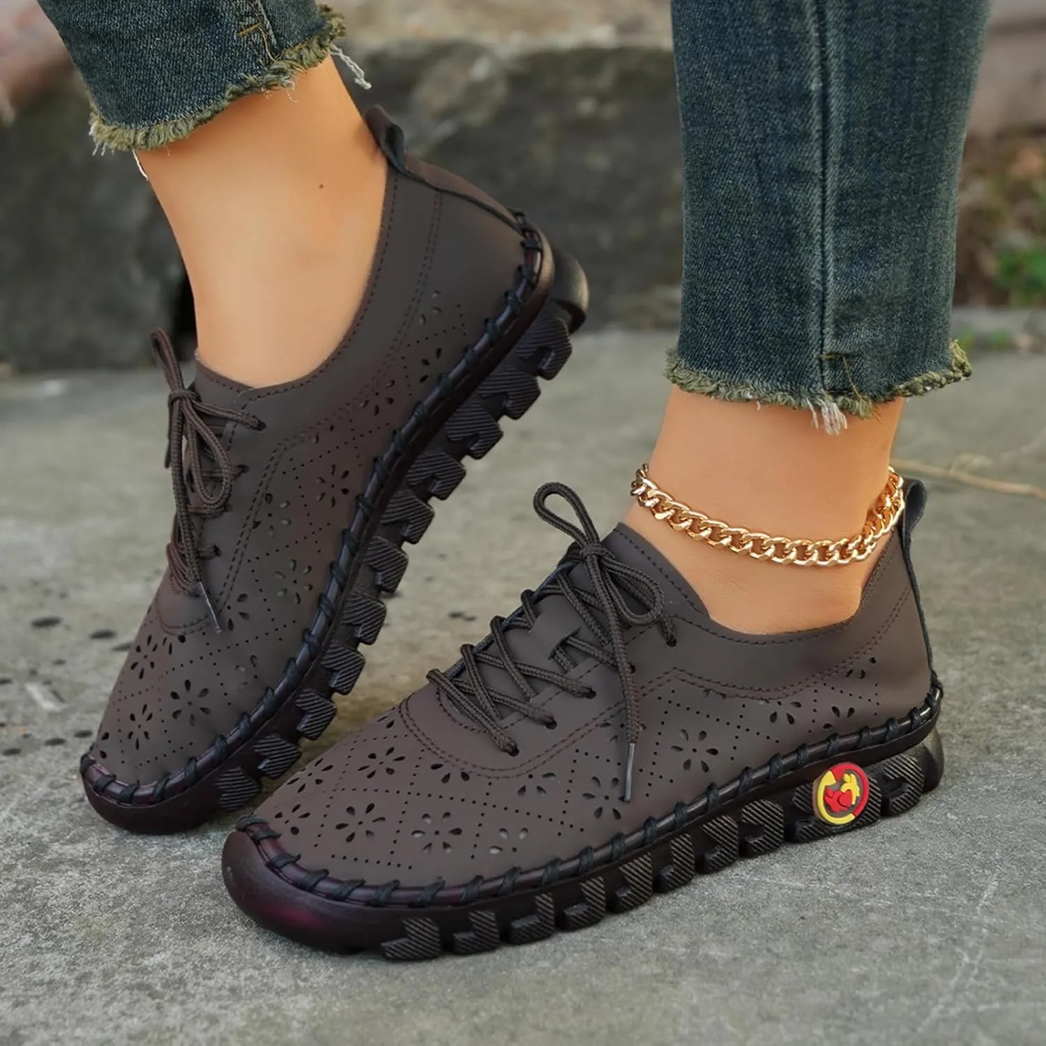 Women's Hollow Carved Soft Beef Tendon Sole Flat Shoes Fashion Leather Handmade Round Toe Lace Up Casual Loafers Comfort Breathable Orthopedic Walking Shoes