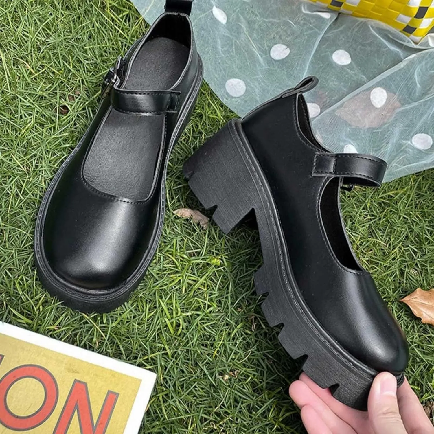 Women's Mary Jane Shoes Thick Sole Shoes Bow Pearl Decoration Gothic Sweet Looking Platform Shoes Woman Shoes Casual