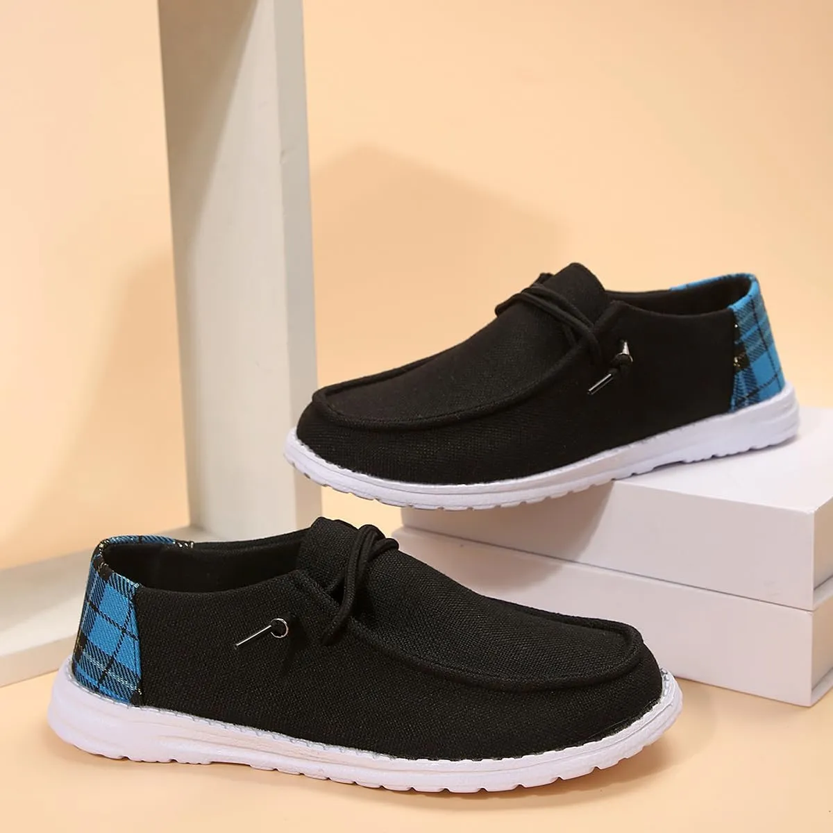 Women's Sunflower Print Canvas Casual Loafers Comfortable Light Weight Slip On Ultralight Sole Wide Boat Shoes Casual Lightweight Black Lace-Up Walking Flat Deck Shoes for Work and Traveling